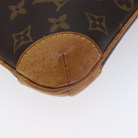 LOUIS VUITTON Monogram Coussin GM Shoulder Bag M51141 - Picture 13 of 16